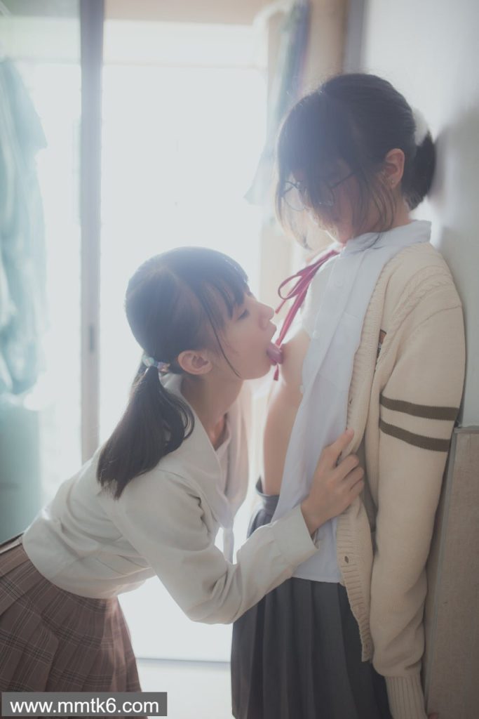 图片[22]-柚木 双飞姐妹互舔 3-原神图库