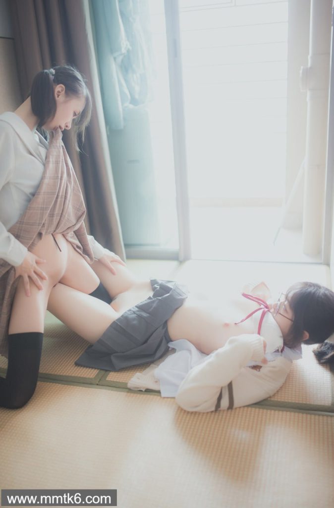 图片[24]-柚木 双飞姐妹互舔 3-原神图库